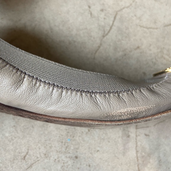 Tory Burch Caroline ballet flats! Size 7.5. Previously worn and loved! - Picture 5 of 10